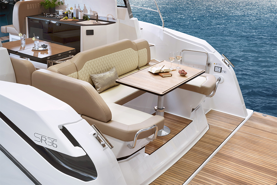 BAVARIA Motor Boat SR36 Interieur Heck