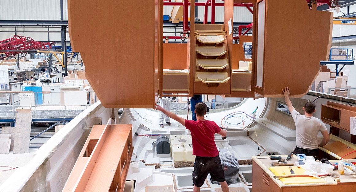 Assembling a yacht in the shipyard of BAVARIA YACHTS